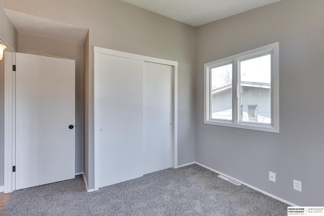 9436 Miami Street, Omaha, NE 68134
