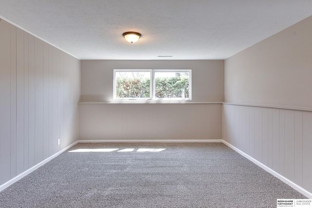9436 Miami Street, Omaha, NE 68134