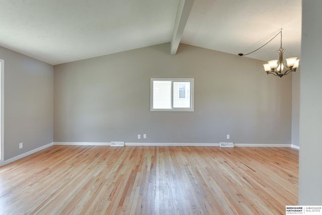 9436 Miami Street, Omaha, NE 68134