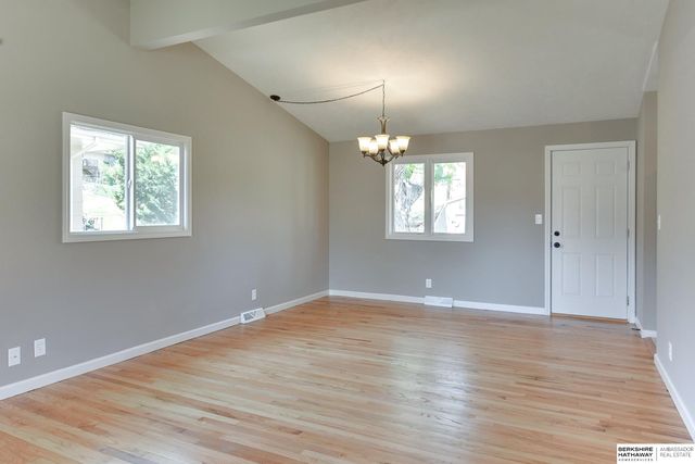 9436 Miami Street, Omaha, NE 68134