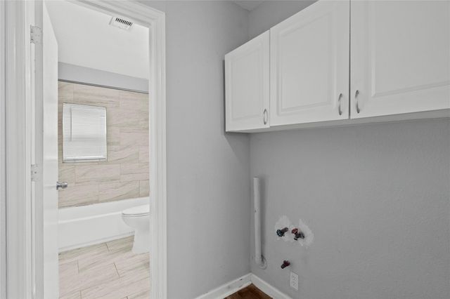 1101 8th Avenue N, Texas City, TX 77590