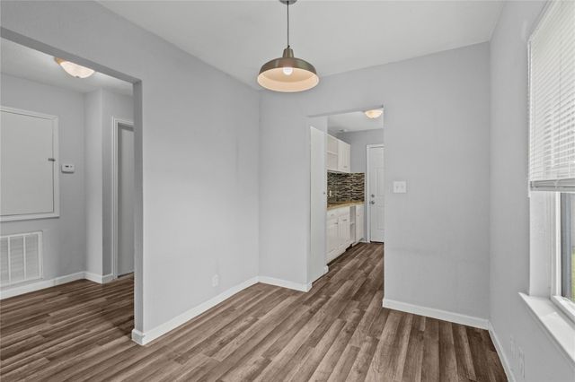 1101 8th Avenue N, Texas City, TX 77590