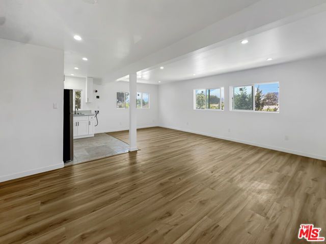 1100 S Inglewood Avenue, Inglewood, CA 90301