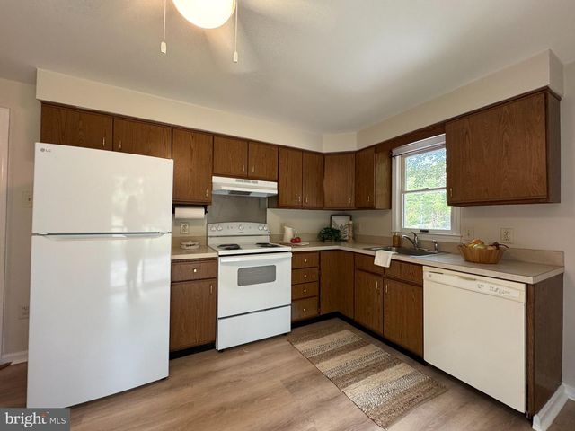 11850 CLIFTON DR, Lusby, MD 20657