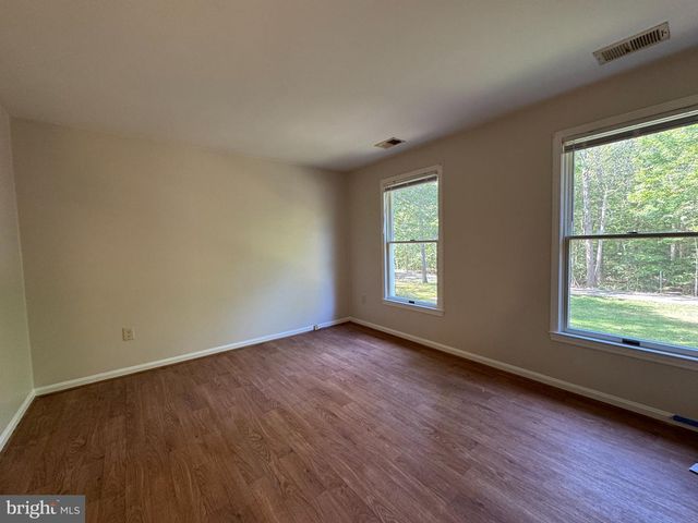 11850 CLIFTON DR, Lusby, MD 20657