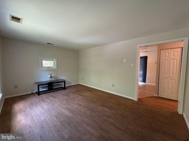 11850 CLIFTON DR, Lusby, MD 20657