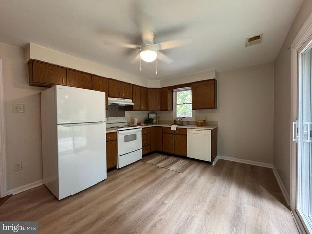 11850 CLIFTON DR, Lusby, MD 20657