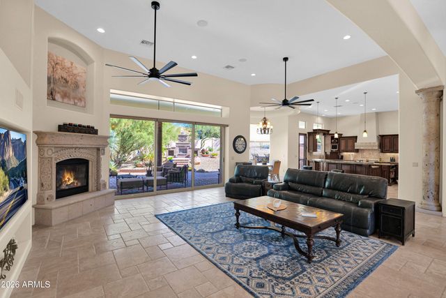 34023 N 2ND Lane, Phoenix, AZ 85085
