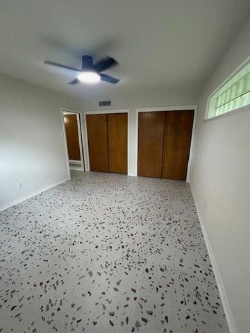 1903 Evergreen Lane, La Marque, TX 77568