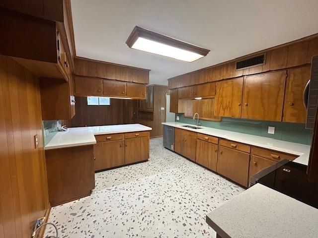 1903 Evergreen Lane, La Marque, TX 77568