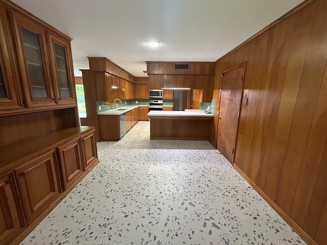 1903 Evergreen Lane, La Marque, TX 77568