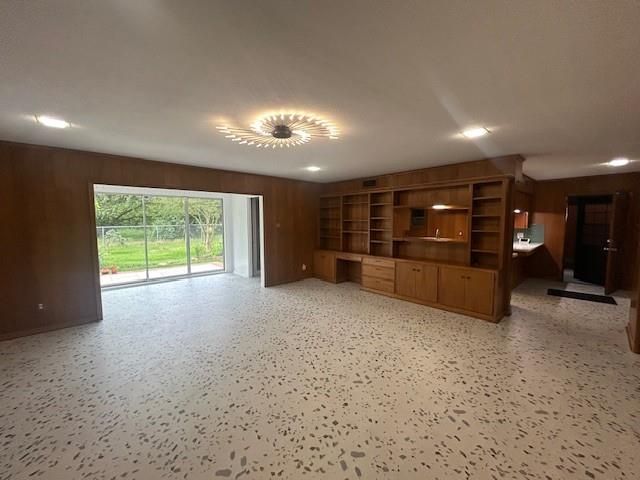 1903 Evergreen Lane, La Marque, TX 77568