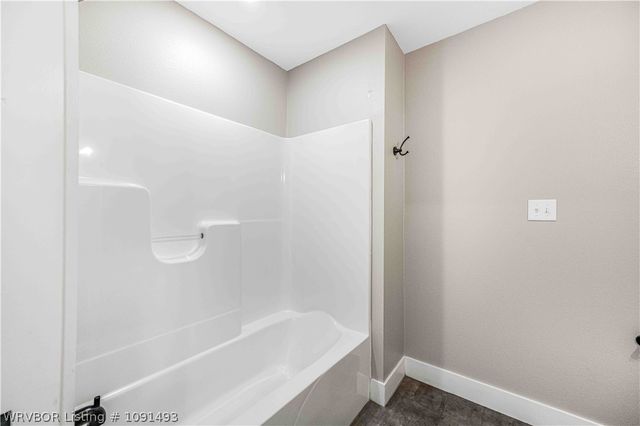 1910 Ebbing Loop, Barling, AR 72923