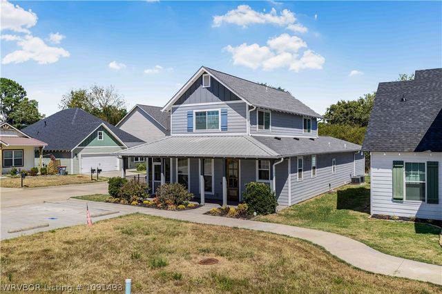 1910 Ebbing Loop, Barling, AR 72923
