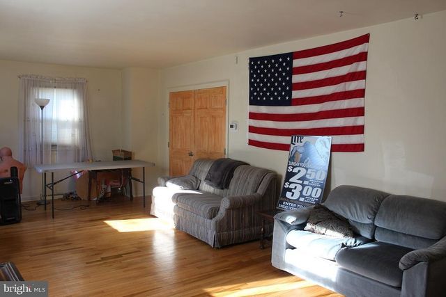 319 VILLANOVA RD, Glassboro, NJ 08028