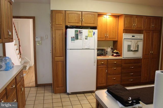 319 VILLANOVA RD, Glassboro, NJ 08028