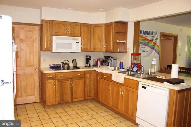 319 VILLANOVA RD, Glassboro, NJ 08028
