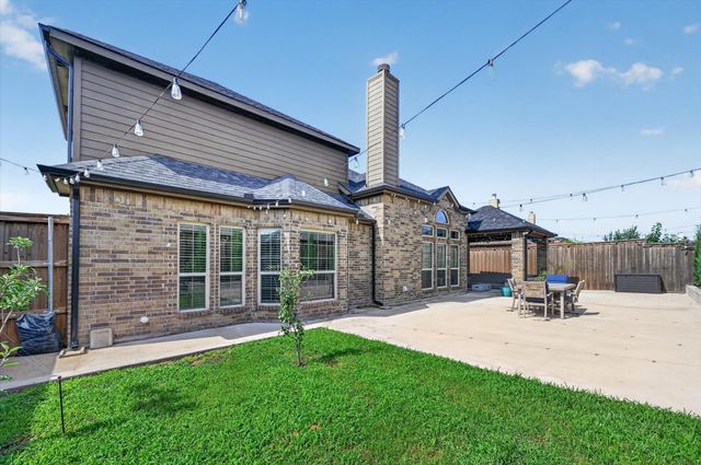 2832 Sendero, Grand Prairie, TX 75054