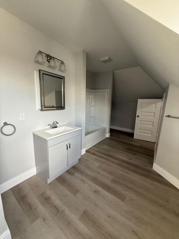 72 Belmont 3 Front, Fall River, MA 02720