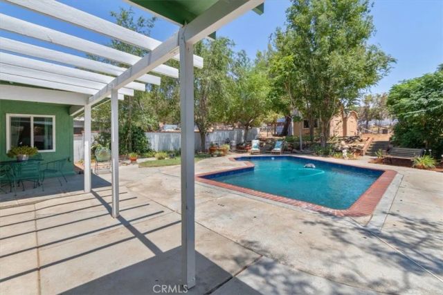 4817 Quartz Hill Rd, Quartz Hill, CA 93536