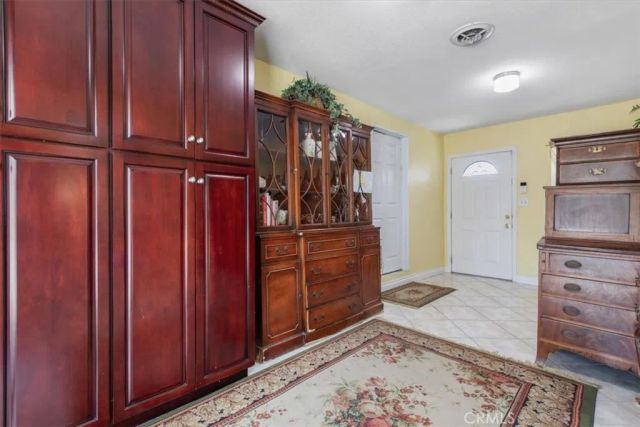 4817 Quartz Hill Rd, Quartz Hill, CA 93536