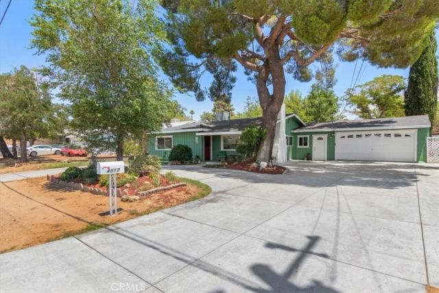 4817 Quartz Hill Rd, Quartz Hill, CA 93536