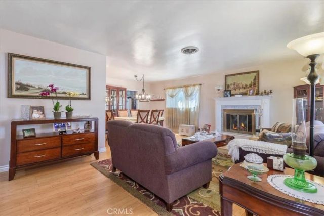 4817 Quartz Hill Rd, Quartz Hill, CA 93536