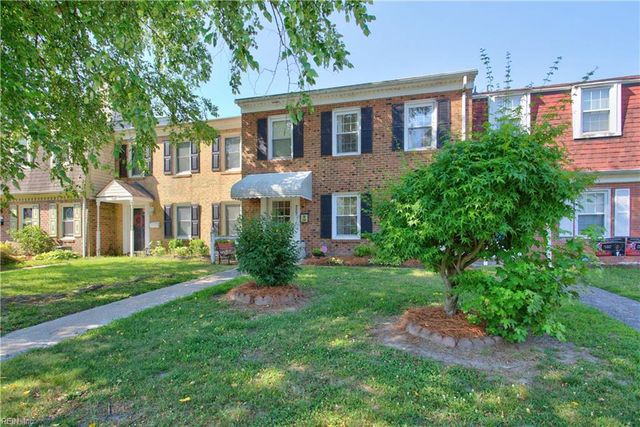 5207 Clover Hill DR, Portsmouth, VA 23703