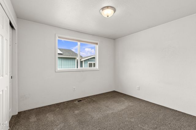 1827 Lillian Street, Medford, OR 97501