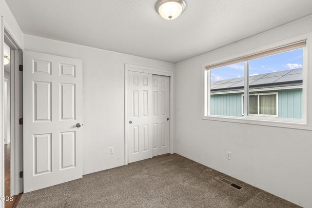 1827 Lillian Street, Medford, OR 97501