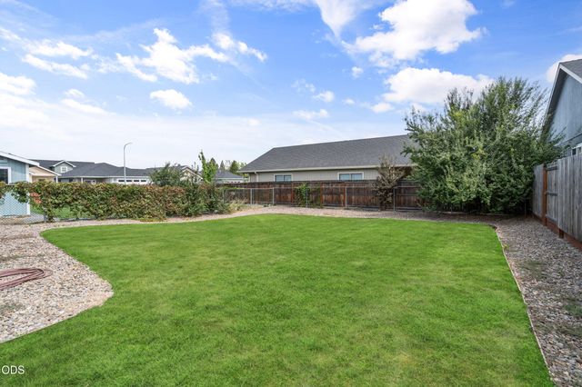 1827 Lillian Street, Medford, OR 97501