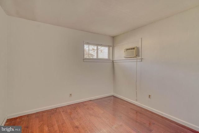 619 HOLLY LN, Mount Holly, NJ 08060