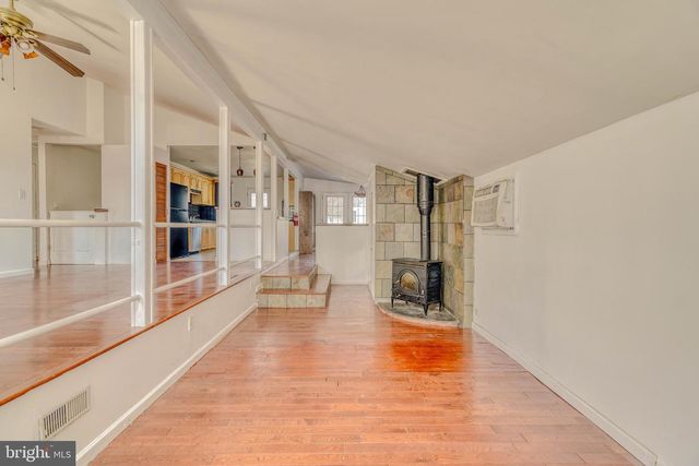 619 HOLLY LN, Mount Holly, NJ 08060