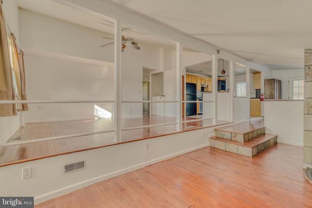 619 HOLLY LN, Mount Holly, NJ 08060