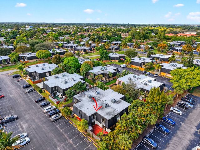 136 Woodland Road, Palm Springs, FL 33461