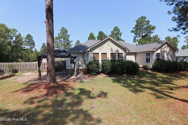 195 Russett Court, Carthage, NC 28327