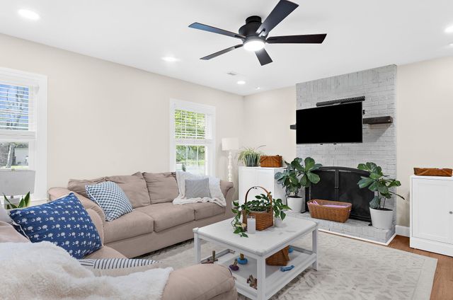 7 Tartan Court, Charleston, SC 29414