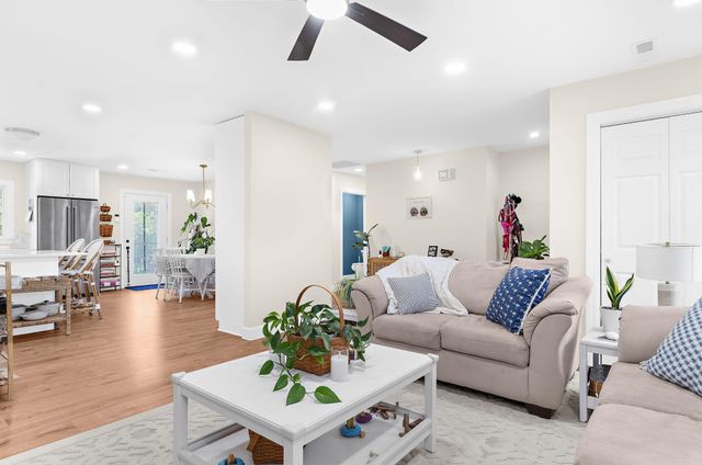 7 Tartan Court, Charleston, SC 29414