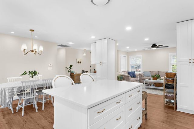 7 Tartan Court, Charleston, SC 29414