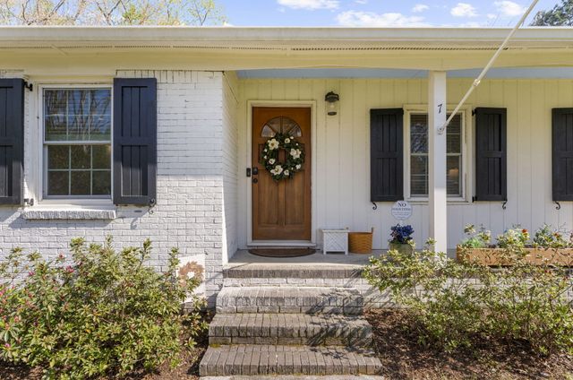 7 Tartan Court, Charleston, SC 29414