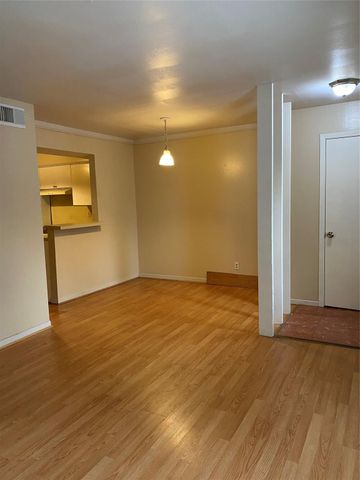 2601 Marilee Lane 1, Houston, TX 77057