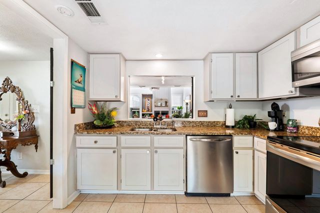 40 Casa Verde, Lakeway, TX 78734