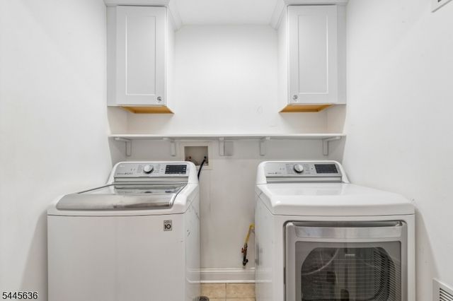 811 Donato Cir, Scotch Plains Twp., NJ 07076