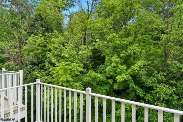 811 Donato Cir, Scotch Plains Twp., NJ 07076