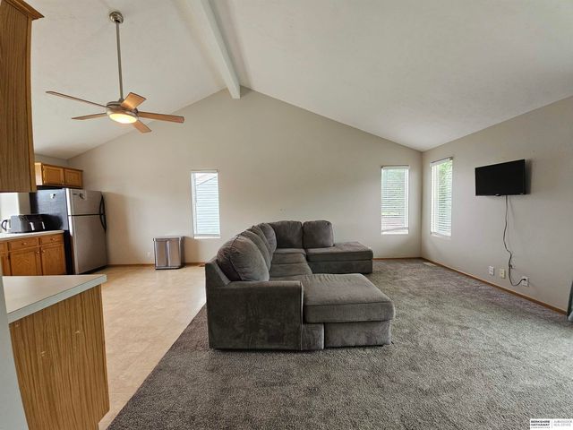 11117 Martin Avenue, Omaha, NE 68164