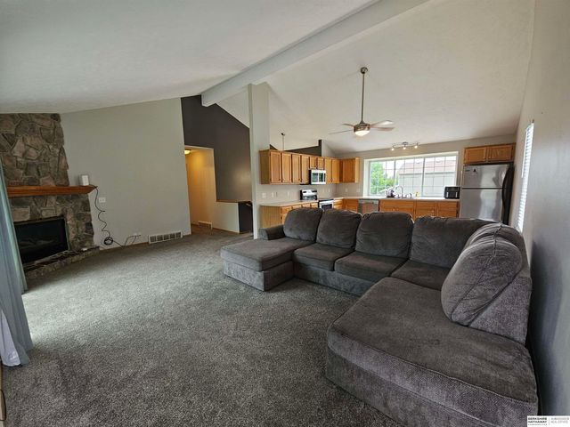 11117 Martin Avenue, Omaha, NE 68164