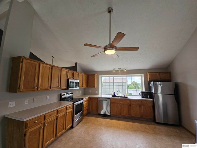 11117 Martin Avenue, Omaha, NE 68164