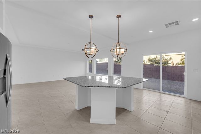 6142 Kelson Creek Court, Las Vegas, NV 89118