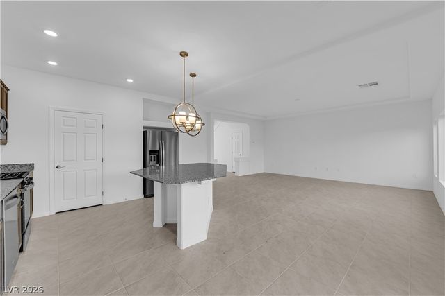 6142 Kelson Creek Court, Las Vegas, NV 89118