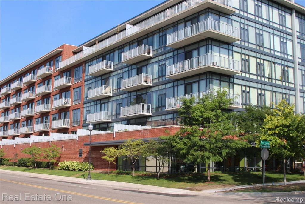 101 Curry Avenue 436, Royal Oak, MI 48067
